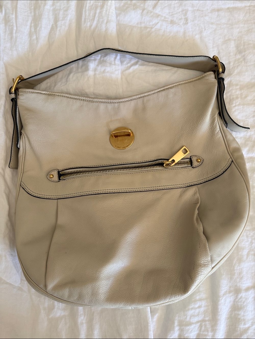 Marc Jacobs Cream Leather Shoulder Hobo with Gold Hardware